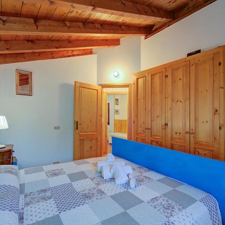 Villa Il Castagno Few Min From Beach - Happy Rentals Castelveccana Dış mekan fotoğraf