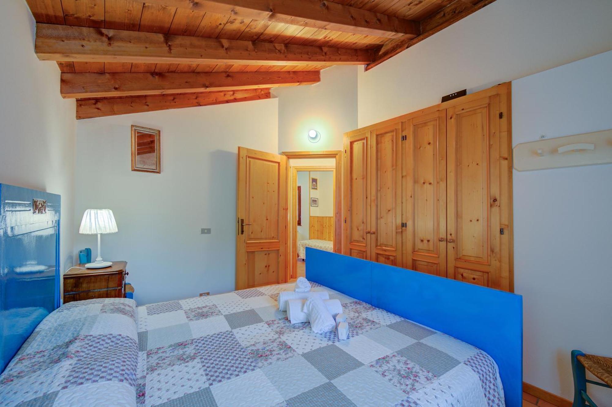 Villa Il Castagno Few Min From Beach - Happy Rentals Castelveccana Dış mekan fotoğraf