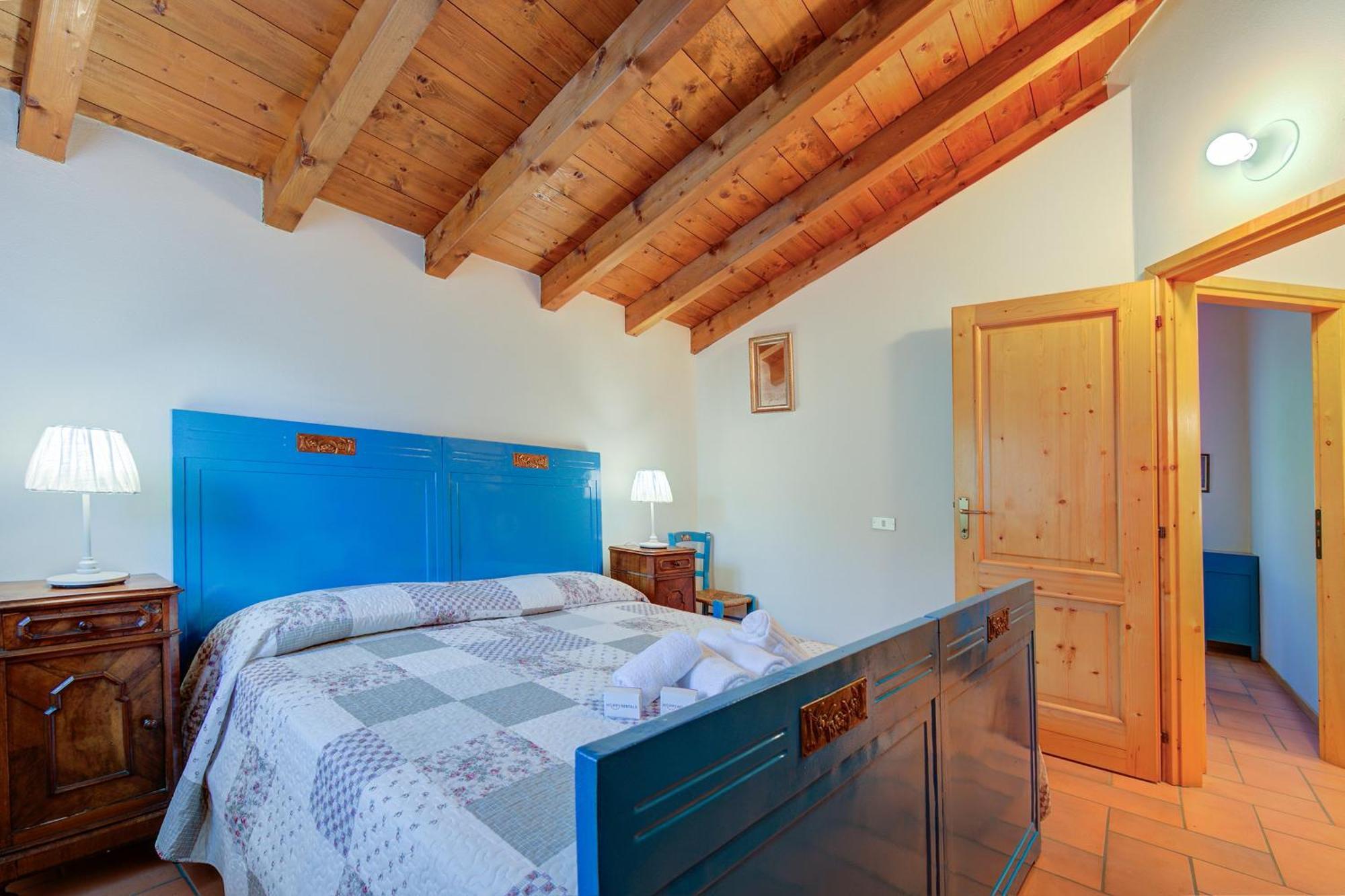 Villa Il Castagno Few Min From Beach - Happy Rentals Castelveccana Dış mekan fotoğraf